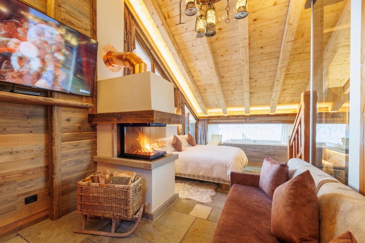 Park Chalet Village Livigno Esterno foto