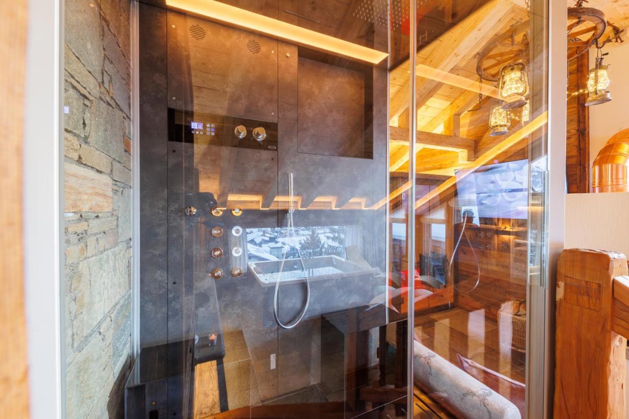 Park Chalet Village Livigno Esterno foto