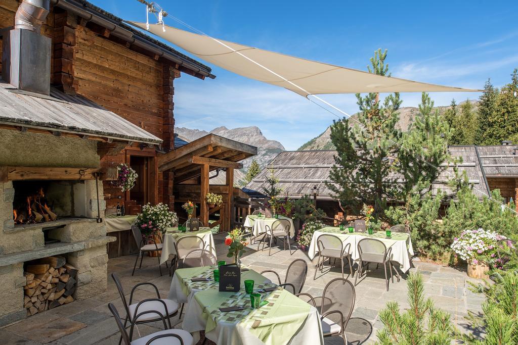 Park Chalet Village Livigno Esterno foto