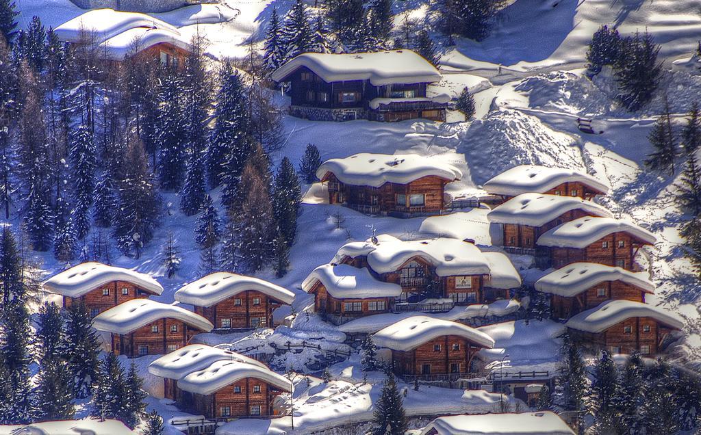 Park Chalet Village Livigno Esterno foto