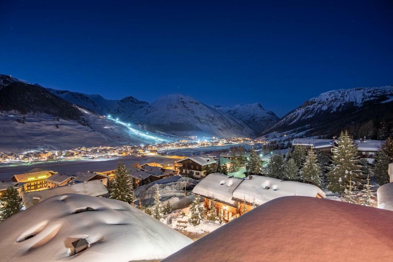 Park Chalet Village Livigno Esterno foto