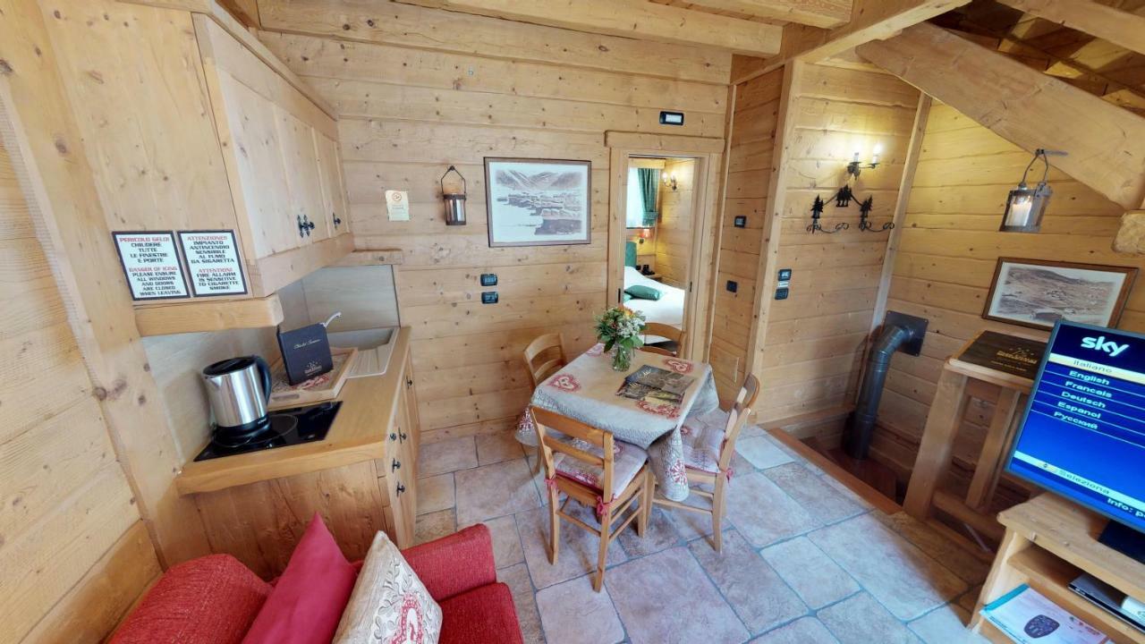 Park Chalet Village Livigno Esterno foto
