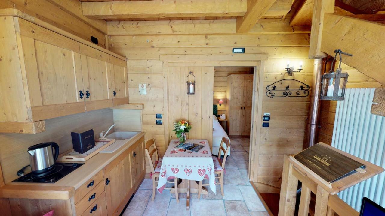 Park Chalet Village Livigno Esterno foto