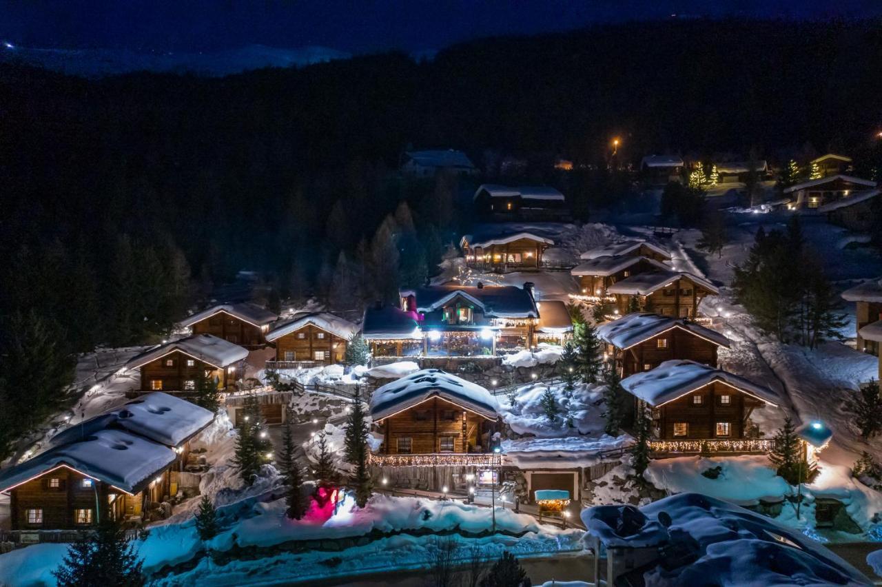 Park Chalet Village Livigno Esterno foto