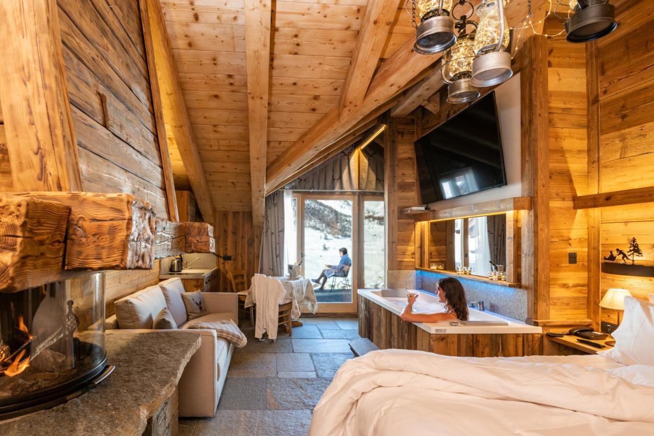 Park Chalet Village Livigno Esterno foto
